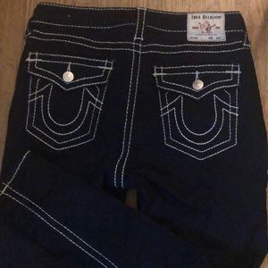 True Religion mid rise dark rinse skinny Jean with white contrast stitching